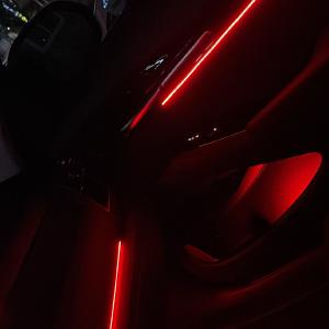 [인천/부천] 매립형 무빙 엠비언트 / 대시+도어4 (오카 예약 시, 풋등&도어포켓 1-2열 서비스)